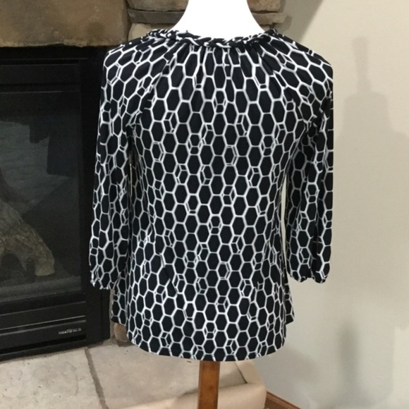 Style & Co Long Sleeve Scoop Neck Pattern Top - Picture 4 of 6